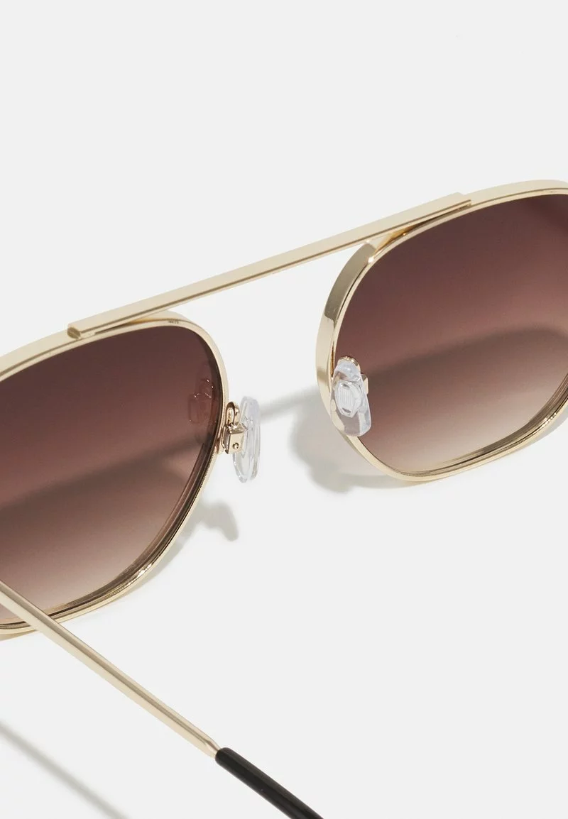 Pier One WITH CHAIN SET UNISEX - Occhiali Da Sole - Brown 6 Pier One WITH CHAIN SET UNISEX - Occhiali Da Sole - Brown - immagine 4