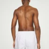 Pier One Uomo PEACHY SOFT BEACH SHORTS - Shorts Da Mare - White -Offerta Economica Pier One 19b86f905c5a423f9645ca20449bab8b