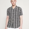 Pier One Uomo Camicia - Black -Offerta Economica Pier One 1f4987c438744ce29b2d428648b5718d