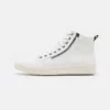 Pier One Uomo Sneakers Alte - White -Offerta Economica Pier One 2dd5d6a9ff074860b3ec1662d368ae1c