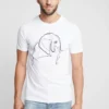 Pier One Uomo T-shirt Con Stampa - White 1 Pier One Uomo T-shirt Con Stampa - White -Offerta Economica Pier One 497050f53ace4dfab4cd70c03b07c1e2