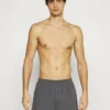 Pier One Uomo 3 PACK - Boxer - Black/dark Grey/white 12 Pier One Uomo 3 PACK - Boxer - Black/dark Grey/white -Offerta Economica Pier One 4af64cb960414cd48e1fdfa07b3421e5