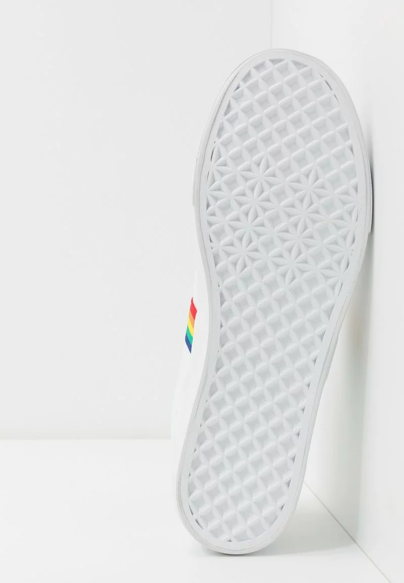 Pier One Uomo UNISEX - Sneakers Basse - White 7 Pier One Uomo UNISEX - Sneakers Basse - White - immagine 5