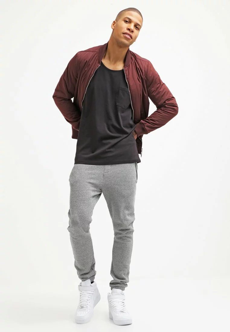 Pier One Uomo Top - Black 4 Pier One Uomo Top - Black - immagine 2