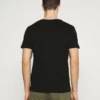 Pier One Uomo T-shirt Con Stampa - Black 11 Pier One Uomo T-shirt Con Stampa - Black -Offerta Economica Pier One 5c73b07f1f0745c3ae307e2fe353c889