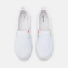 Pier One UNISEX - Sneakers Basse - White 11 Pier One UNISEX - Sneakers Basse - White -Offerta Economica Pier One 6339ce6e771d4acc888a8bb4c6b239f1