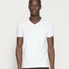 Pier One Uomo 3 PACK - T-shirt Basic - White/black/light Grey -Offerta Economica Pier One 657056acd59a4058a6c792d0391057dd