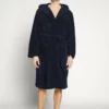 Pier One Uomo Accappatoio - Dark Blue -Offerta Economica Pier One 815760b8317c41e7a0e3e7102de9bffb 1