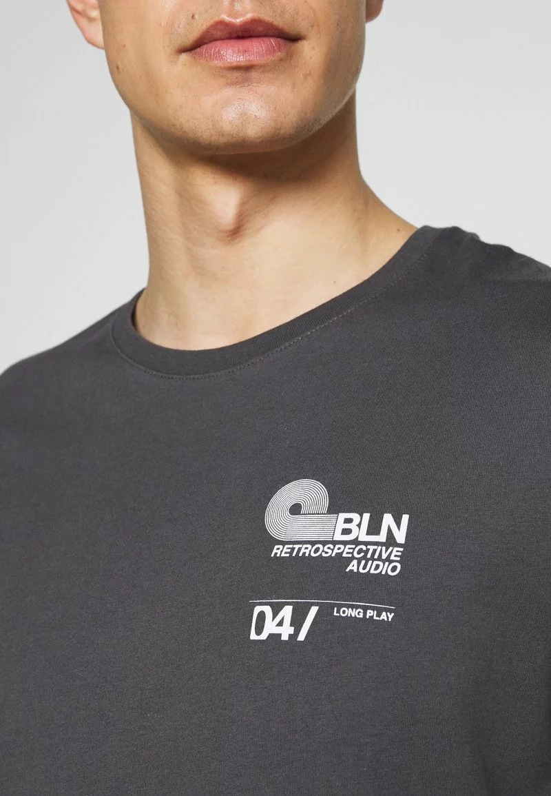 Pier One Uomo T-shirt Con Stampa - Dark Grey 7 Pier One Uomo T-shirt Con Stampa - Dark Grey - immagine 5