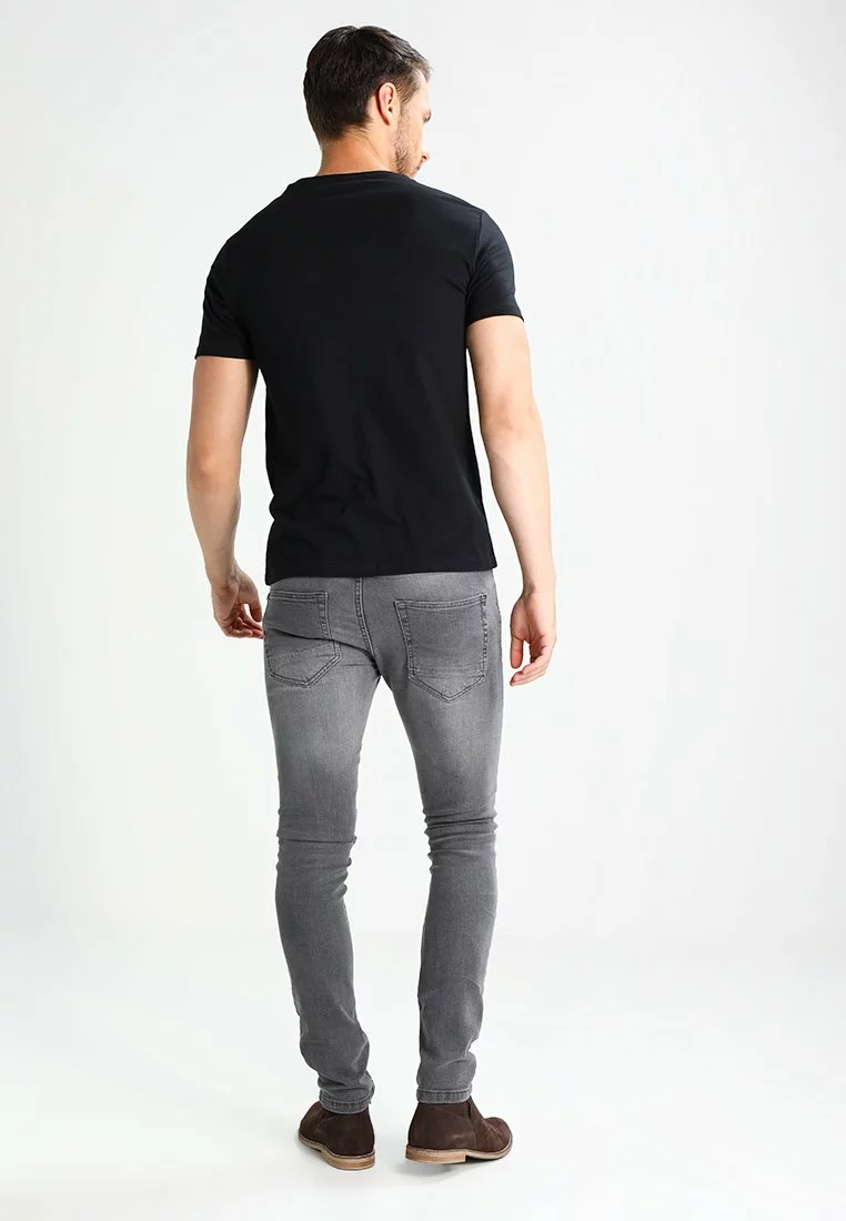 Pier One Uomo T-shirt Basic - Black 5 Pier One Uomo T-shirt Basic - Black - immagine 3