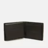 Pier One Uomo Portafoglio - Black 9 Pier One Uomo Portafoglio - Black -Offerta Economica Pier One 987a81b3ad65480c86d2920f69c0a925