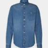 Pier One Uomo DENIM SHIRT - Camicia - Blue Denim 1 Pier One Uomo DENIM SHIRT - Camicia - Blue Denim -Offerta Economica Pier One 9883b39769f7448098322e95e8be1dec