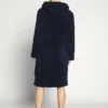 Pier One Uomo Accappatoio - Dark Blue 10 Pier One Uomo Accappatoio - Dark Blue -Offerta Economica Pier One a496c055a712415dbafd4e0bc4b92b52