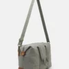 Pier One UNISEX - Borsa Da Viaggio - Grey 9 Pier One UNISEX - Borsa Da Viaggio - Grey -Offerta Economica Pier One a6b52f001ee1469ea3d482863d1e6bbd