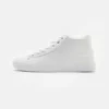 Pier One UNISEX - Sneakers Alte - White -Offerta Economica Pier One a8dbcff1447648d7bb8da520f5792803