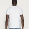 Pier One Uomo 5 PACK - T-shirt Basic - White 9 Pier One Uomo 5 PACK - T-shirt Basic - White -Offerta Economica Pier One a8ff4c2b90b746a59e9da10cf149a194