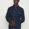 Pier One Uomo Camicia - Dark Blue 1 Pier One Uomo Camicia - Dark Blue -Offerta Economica Pier One af8bf3d1625a4a6f82a6f025c4dbc0e6