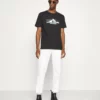 Pier One Uomo MATRIX TEE - T-shirt Con Stampa - Black 8 Pier One Uomo MATRIX TEE - T-shirt Con Stampa - Black -Offerta Economica Pier One b64cb9c1c4a34ee3812a9dfe8fb9ed42