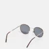 Pier One UNISEX - Occhiali Da Sole - Brown 7 Pier One UNISEX - Occhiali Da Sole - Brown -Offerta Economica Pier One b9790f4b6e724afaa51cadf22864fb70