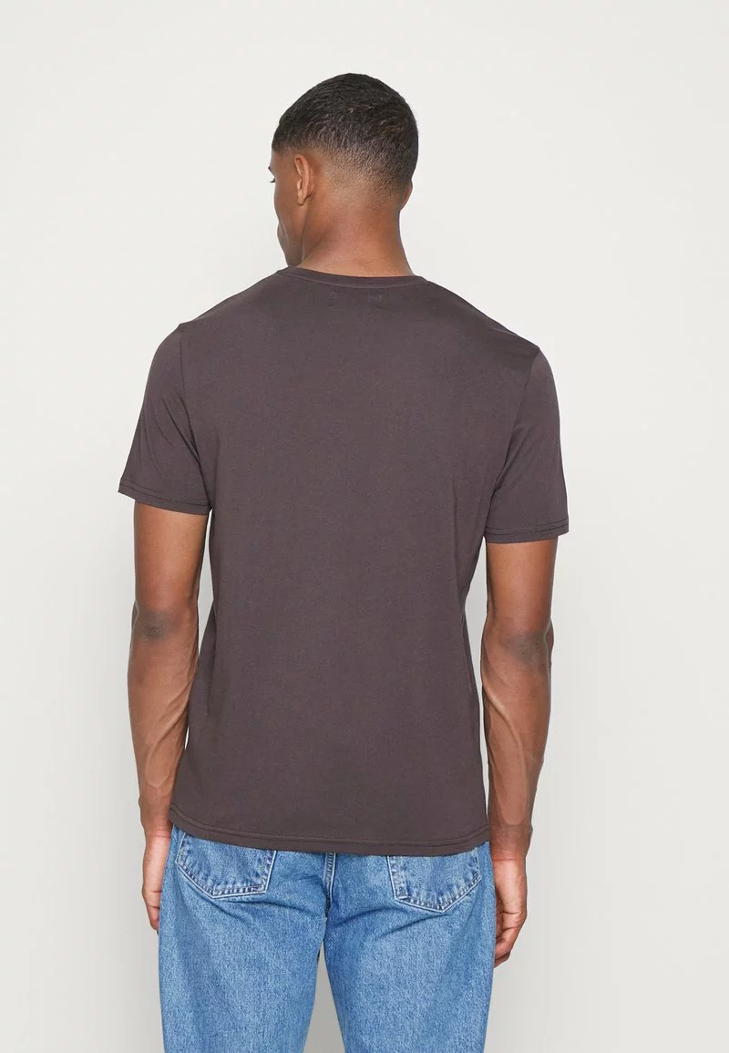 Pier One Uomo GRAPHIC T-SHIRT - T-shirt Con Stampa - Brown 7 Pier One Uomo GRAPHIC T-SHIRT - T-shirt Con Stampa - Brown - immagine 5