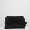 Pier One Uomo Trousse - Black 11 Pier One Uomo Trousse - Black -Offerta Economica Pier One ec49d35a241b4983a1206789acff9aa5