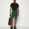 Pier One Uomo Pantaloni Sportivi - Dark Green 8 Pier One Uomo Pantaloni Sportivi - Dark Green -Offerta Economica Pier One f1da875637ab43b0a472616e2d09c074