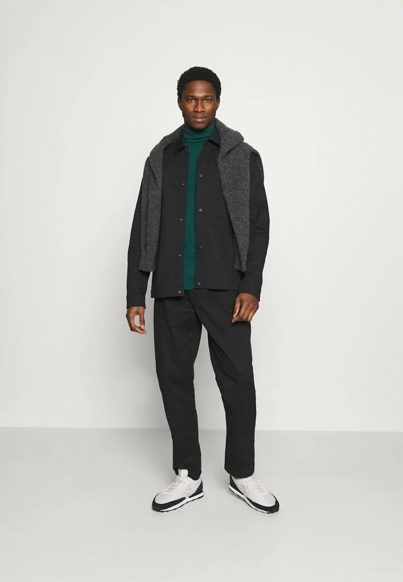 Pier One Uomo Maglietta A Manica Lunga - Green 4 Pier One Uomo Maglietta A Manica Lunga - Green - immagine 2